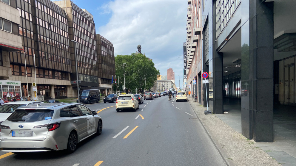 Die Leipziger Straße in Berlin-Mitte: Viele Radfahrende fühlen sich unsicher.