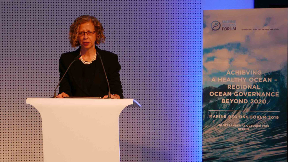 Inger Andersen, Exekutivdirektorin des Umweltprogramms der Vereinten Nationen (UNEP), bei ihrer Rede vor dem Marine Regions Forum.